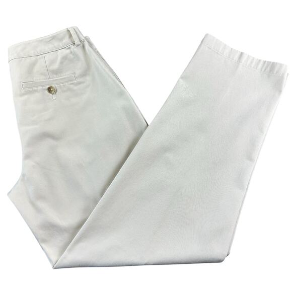 L.L.Bean Favorite Fit Pants Women Sze 4 Cream Flat Front Classic Straight Khaki - Picture 4 of 12